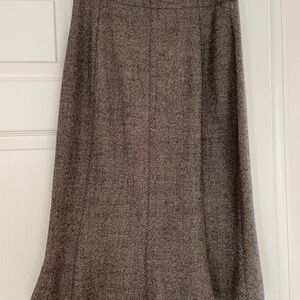 Never worn beautiful Hugo Boss tweed skirt